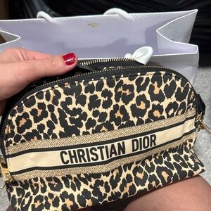 Authentic BEAUTY Dior Leopard Print Women's Bag